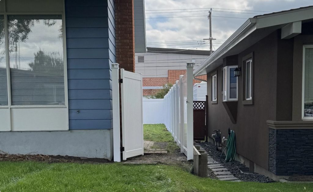 Brown house next to blue house 1024x629